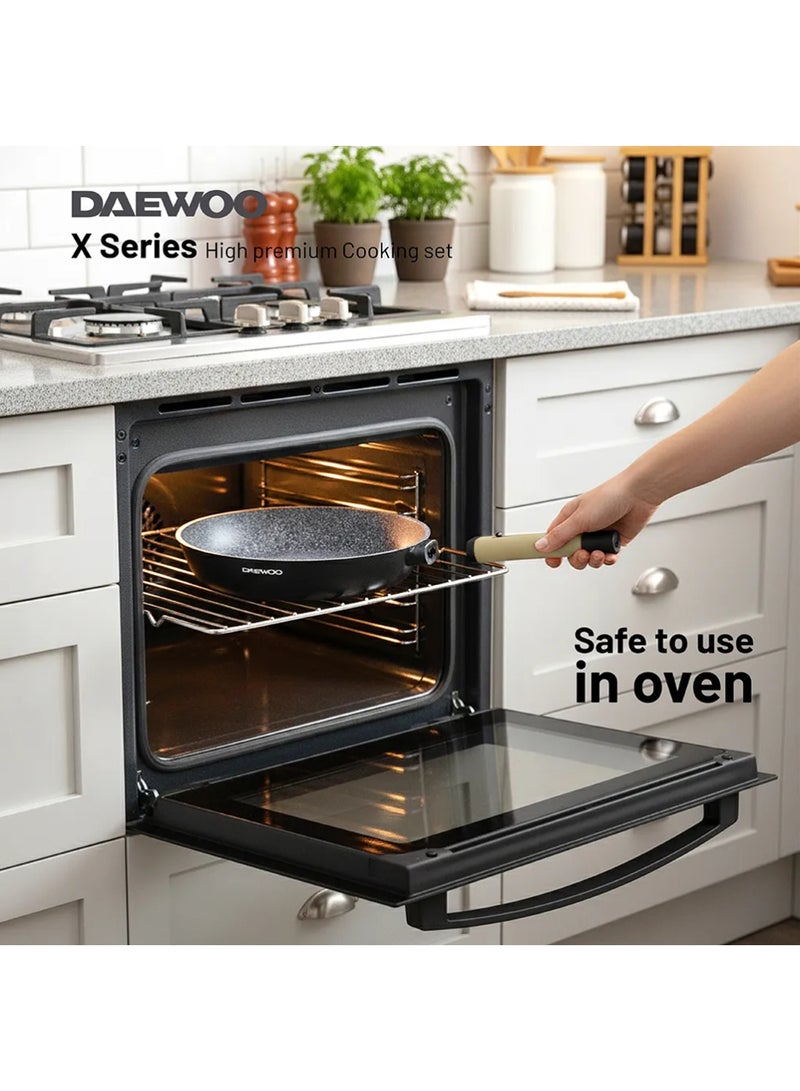 دايو مقلاة دايو جرانيت 28 سم - مصنوعة من الألومنيوم المصبوب، 5 طبقات غير لاصقة من الجرانيت الرخامي، متوافقة مع المواقد الحثية، سطح خارجي مقاوم للحرارة - أسود وبني - Image 2